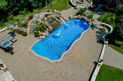 Toketee L - Galloway, NJ - A bird's eye view of a backyard with a swimming pool and a waterfall.